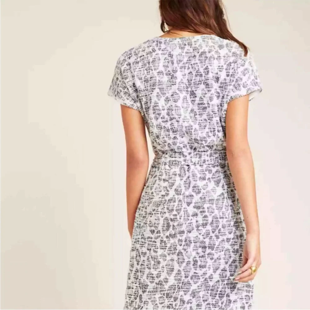 Anthropologie Dolan Left Coast Taleen Textured
Midi Dress. - Picture 5 of 7